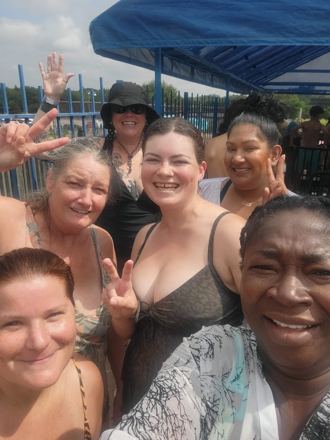 small steps selfie at bingemans water park